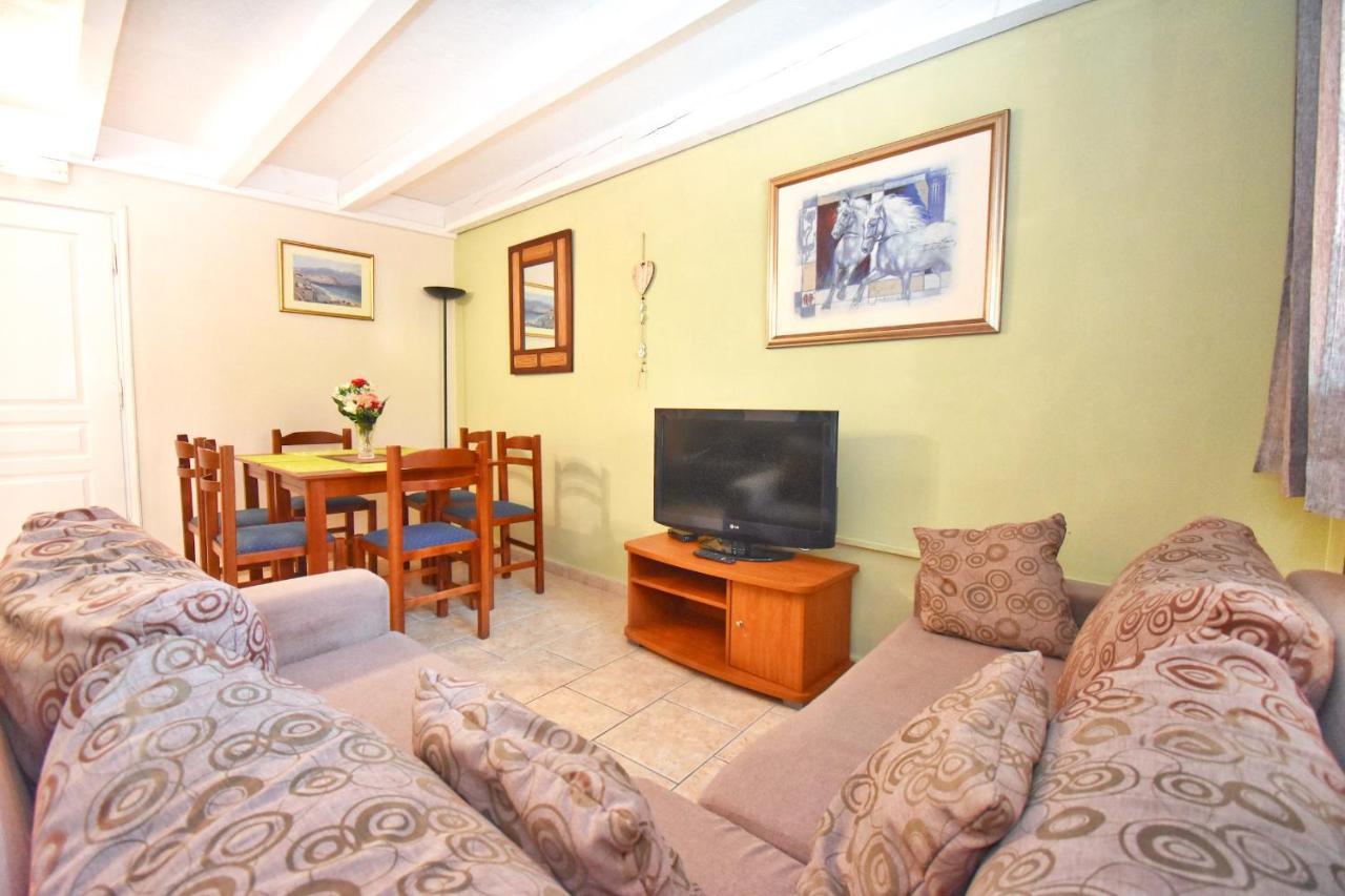 Mike's Apartament Agios Gordios (Corfu)